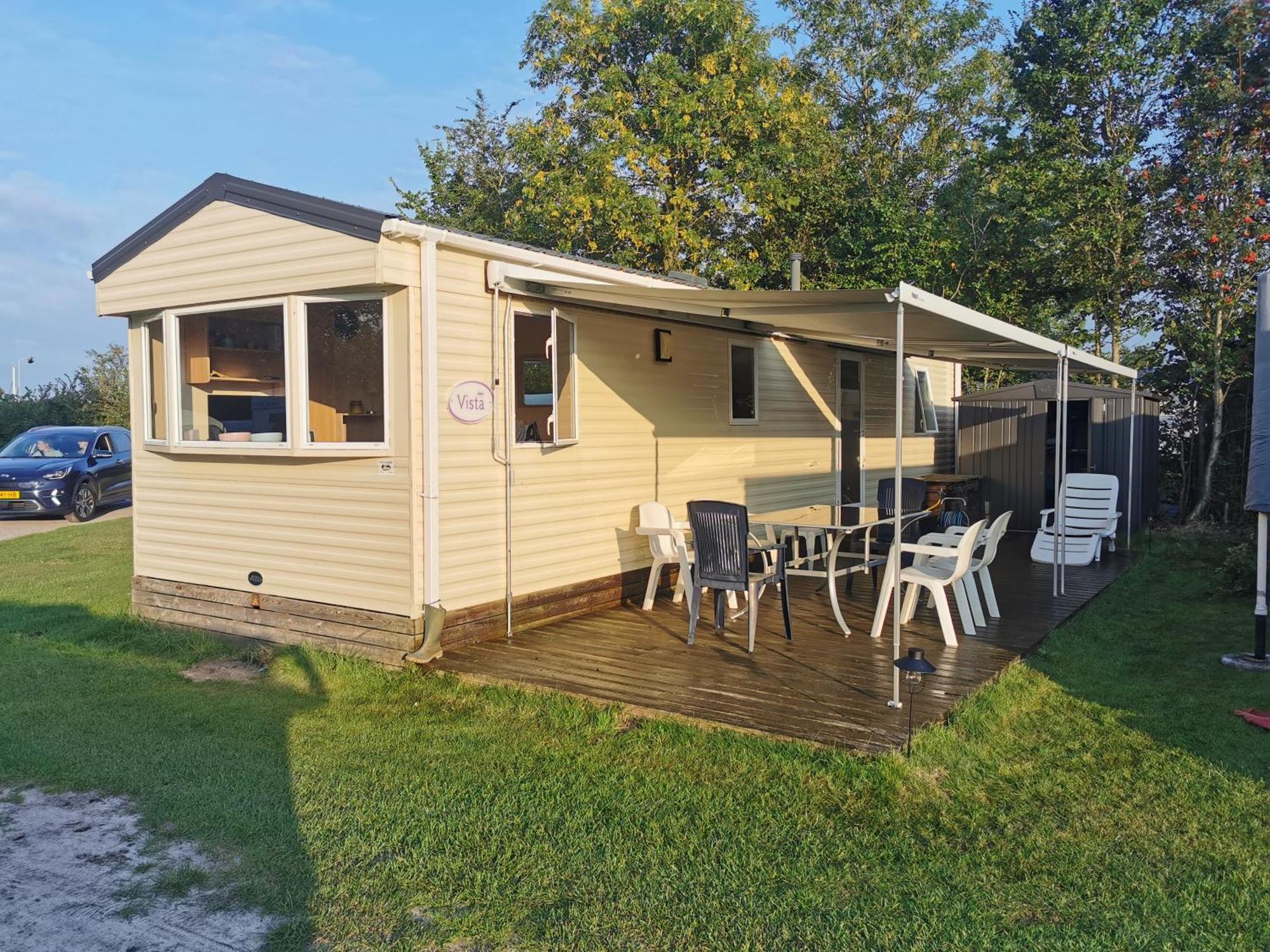 Stacaravan Op 5 Sterren Vakantiepark De Kuilart Friesland Aan Het Meer Met Zwembad 5P 237 Каудюм Номер фото